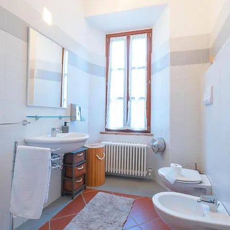 ベッド・アンド・ブレックファスト Veleia Romana Rustigazzo