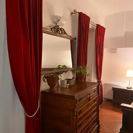 ベッド・アンド・ブレックファスト Veleia Romana Rustigazzo